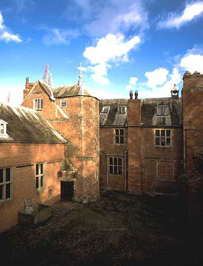 Hellens Manor, Herefordshire